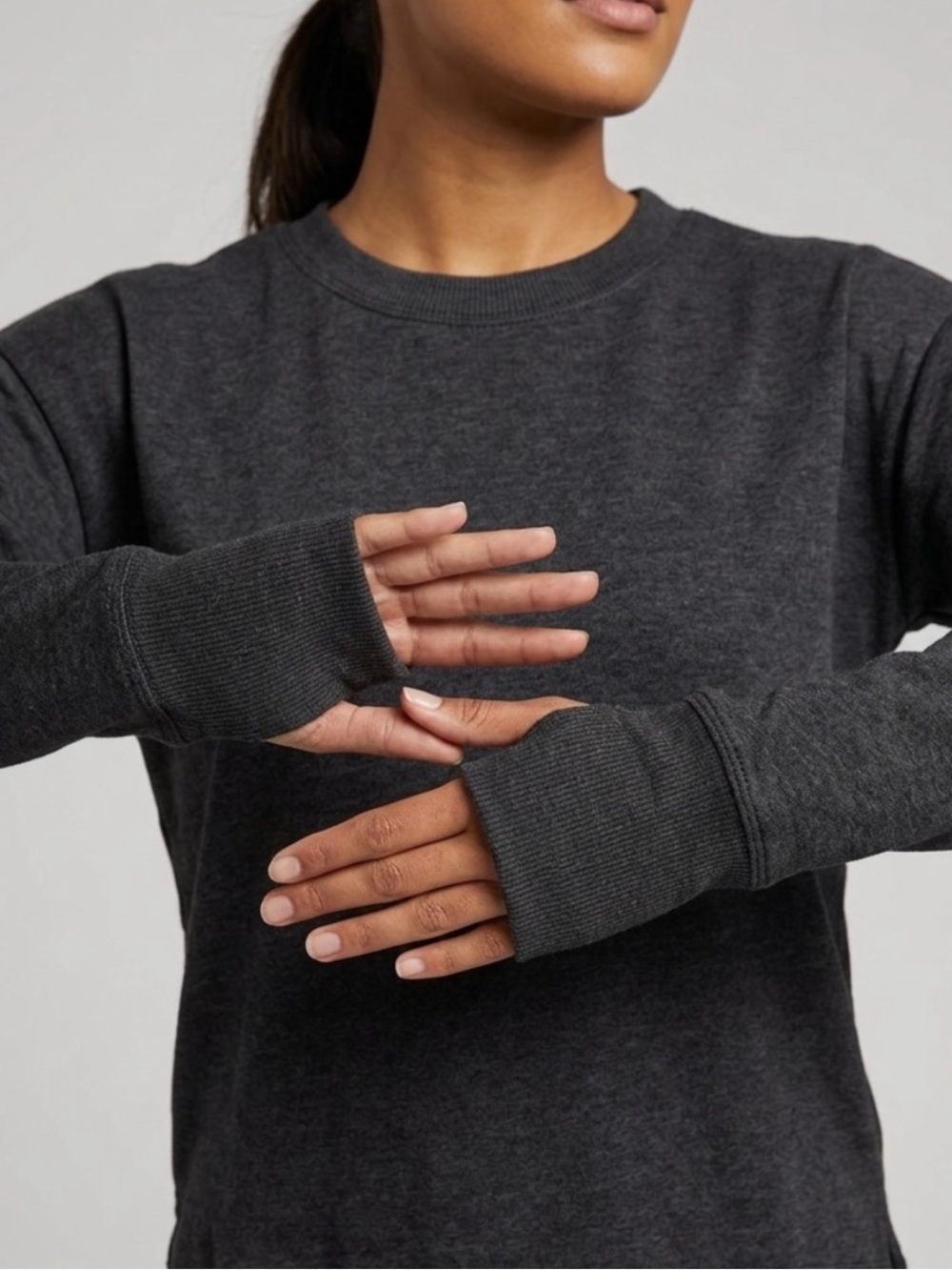 NWT Bench Grey Long Sleeve Top with Thumbholes Size Large